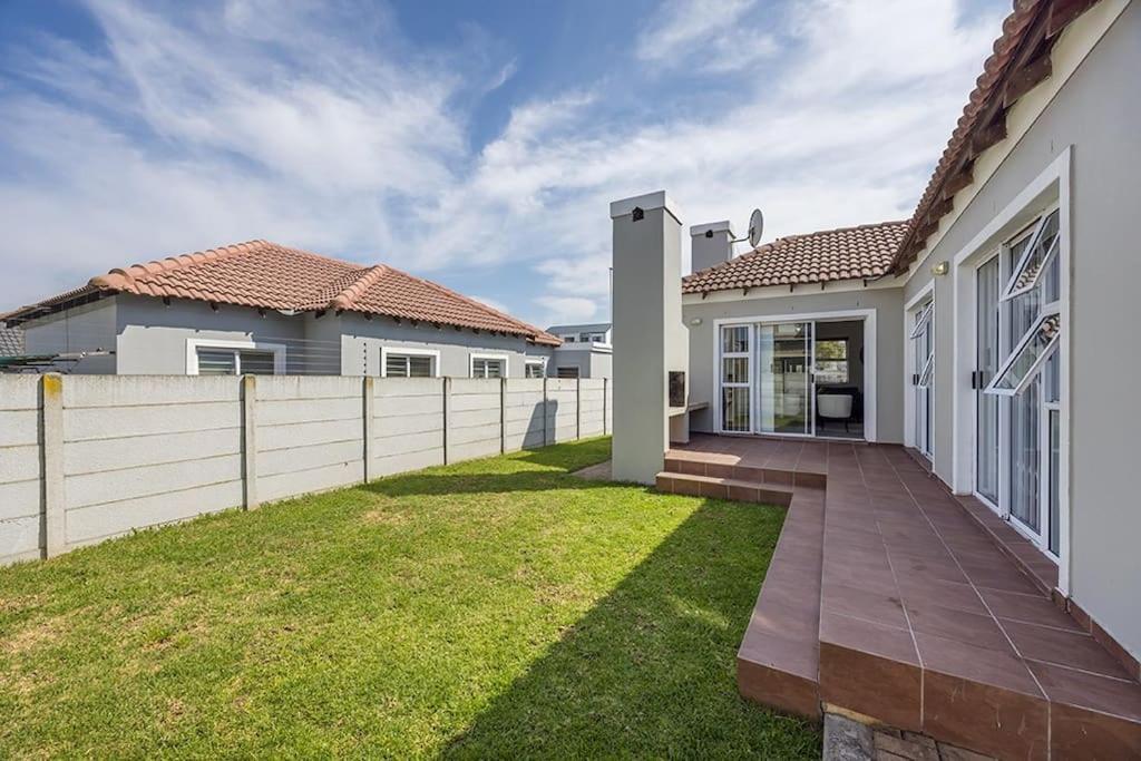 3Bed 2Bath Patio Braai Garden And Garage Villa Cape Town Exterior photo